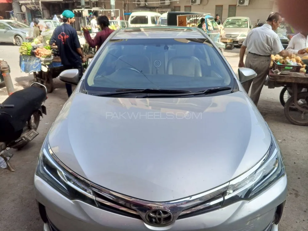 Toyota Corolla 2019 for Sale in Karachi Image-1