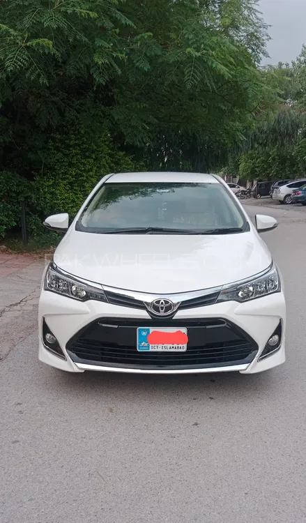 Toyota Corolla 2021 for Sale in Islamabad Image-1