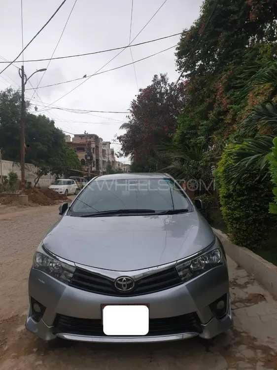 Toyota Corolla 2015 for Sale in Karachi Image-1