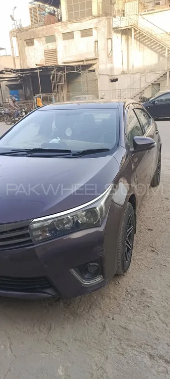 Toyota Corolla 2015 for Sale in Karachi Image-1