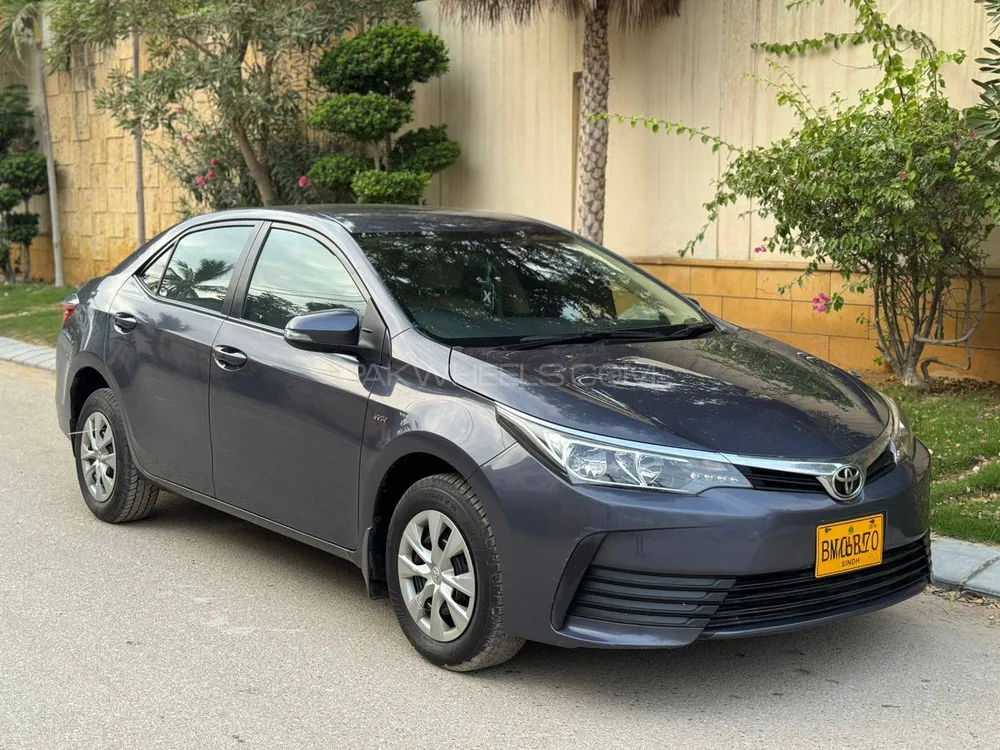 Toyota Corolla 2018 for Sale in Karachi Image-1