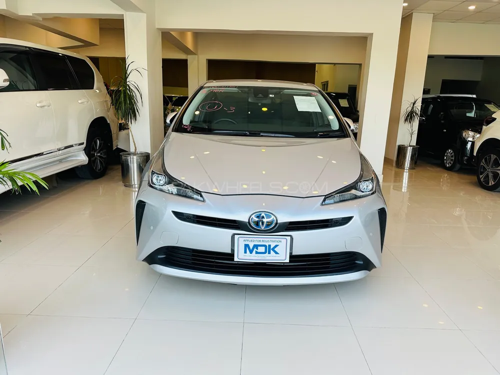 ٹویوٹا پریوس 2021 for Sale in اسلام آباد Image-1