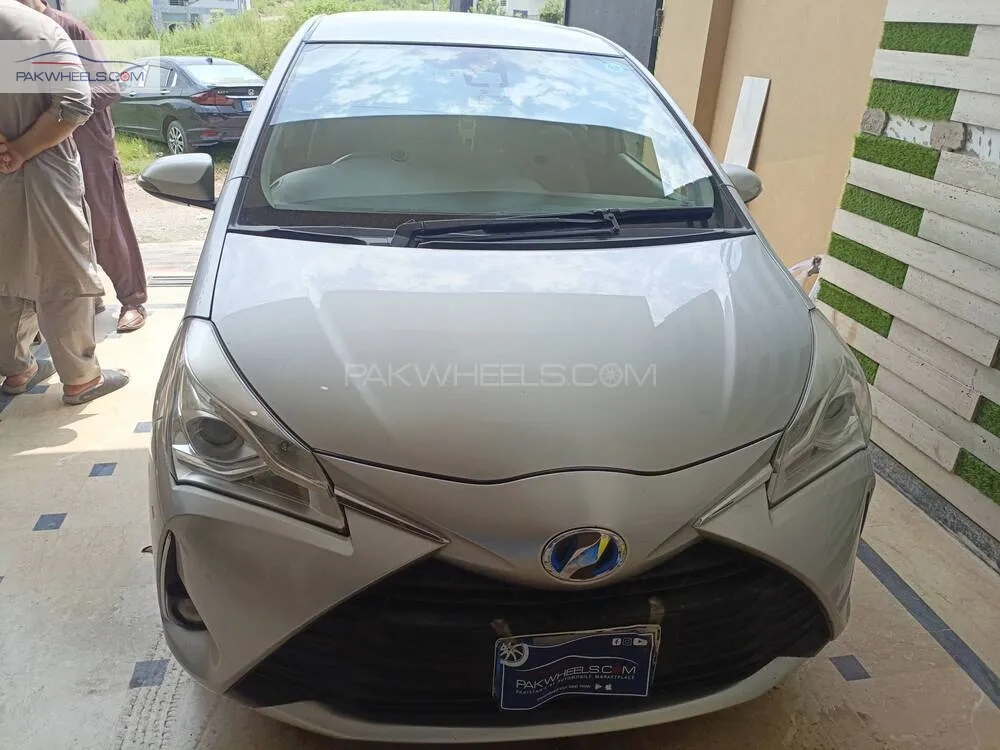 Toyota Vitz 2019 for Sale in Islamabad Image-1