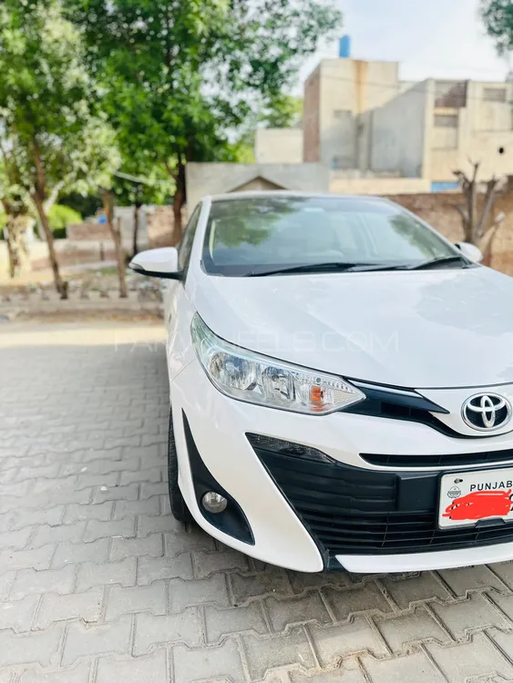 Toyota Yaris Sedan 2020 for Sale in Multan Image-1