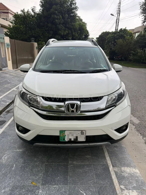 Honda BR-V 2018 for Sale in Lahore Image-1