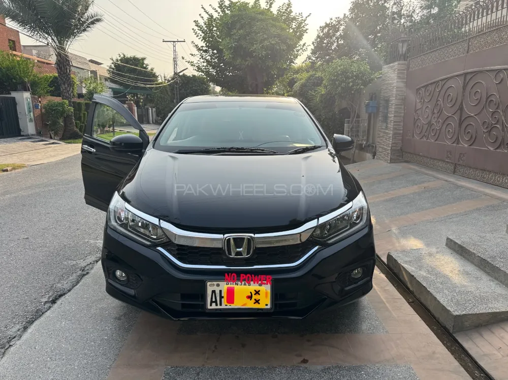 Honda City 2021 for Sale in Lahore Image-1