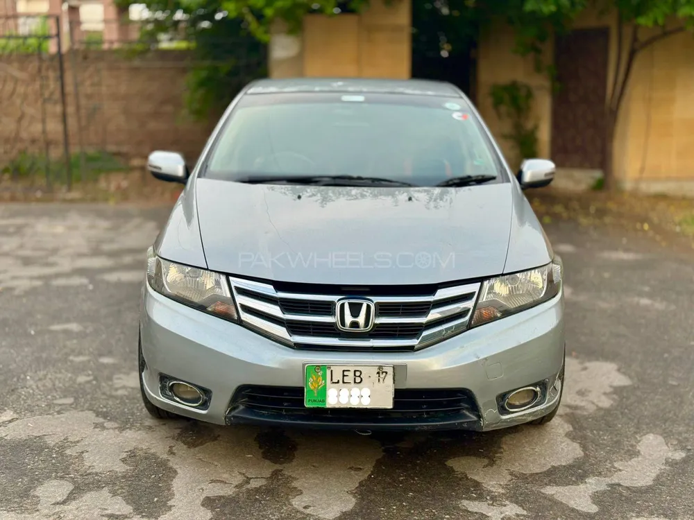 Honda City 2017 for Sale in Faisalabad Image-1