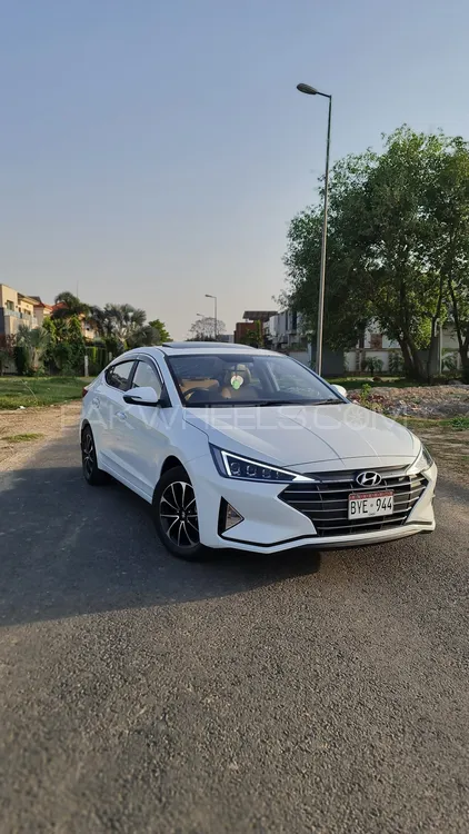 Hyundai Elantra 2023 for Sale in Lahore Image-1