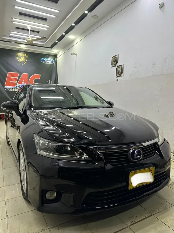 Lexus CT200h 2012 for Sale in Karachi Image-1