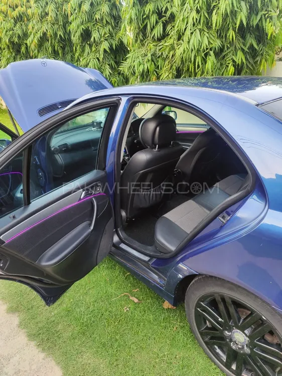Mercedes Benz C Class 2007 for Sale in Lahore Mercedes Benz C Class 2007 for Sale in Lahore Image-5