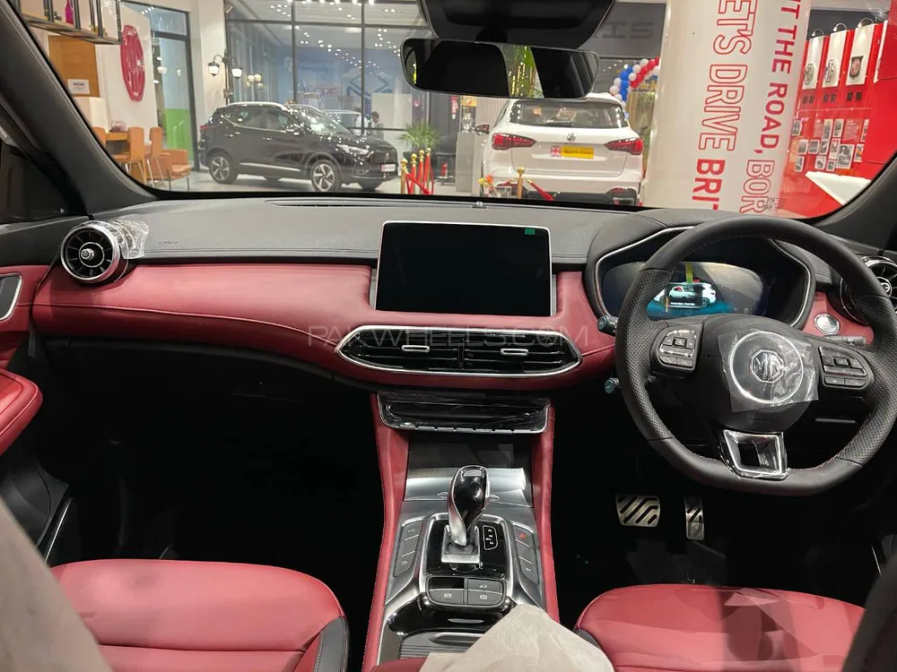 MG HS 2025 for Sale in Lahore Image-1
