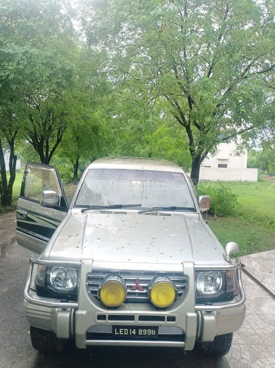 Mitsubishi Pajero 1994 for Sale in Lahore Image-1