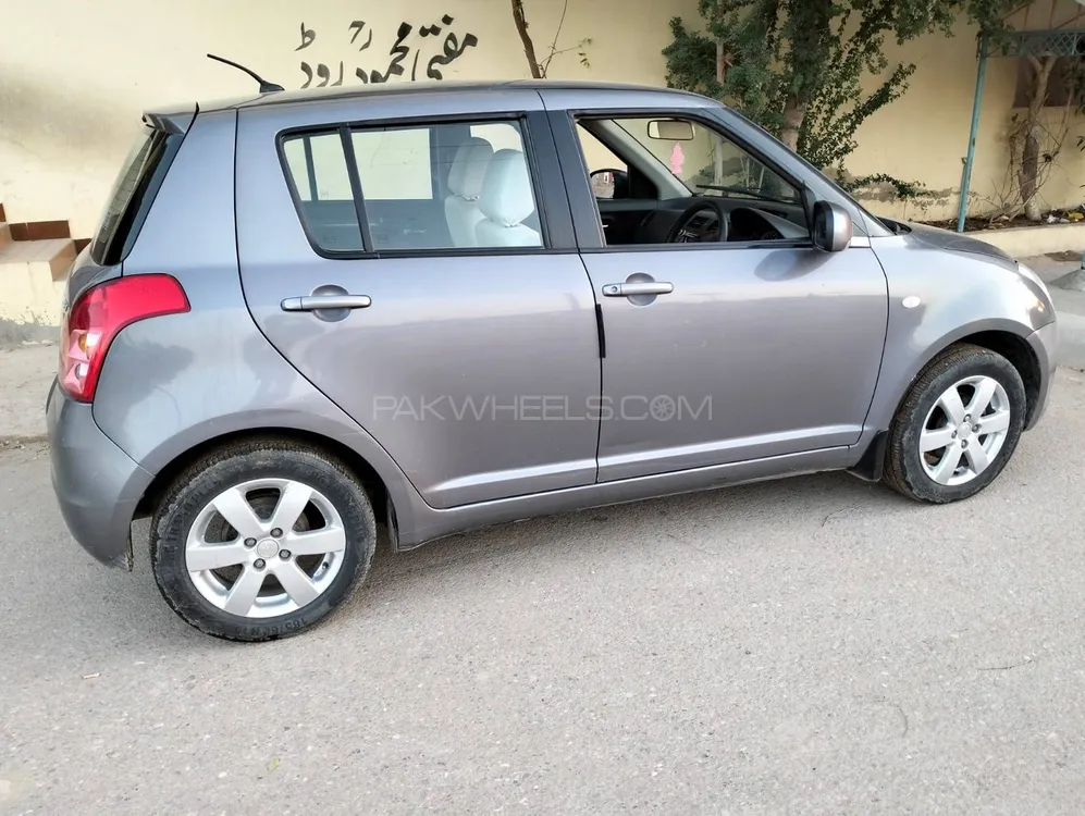 Suzuki Swift 2018 for Sale in Karachi Image-1