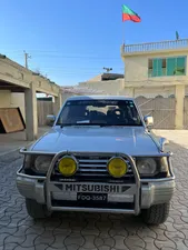 Mitsubishi Pajero Exceed 3.5 1992 for Sale