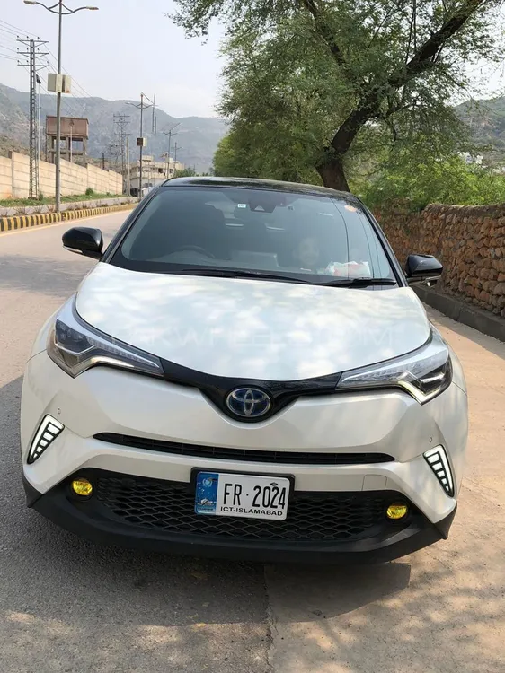 Toyota C-HR 2018 for Sale in Peshawar Image-1