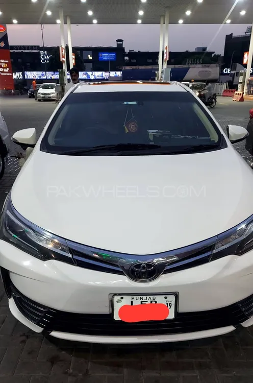 Toyota Corolla 2019 for Sale in Lahore Image-1