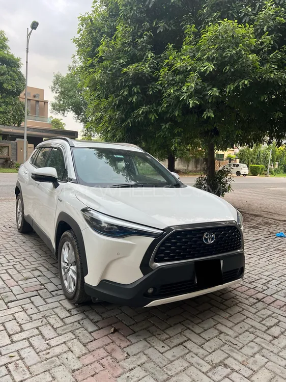 Toyota Corolla Cross 2024 for Sale in Lahore Image-1