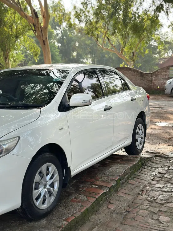 Toyota Corolla 2011 for Sale in Bahawalnagar Image-1