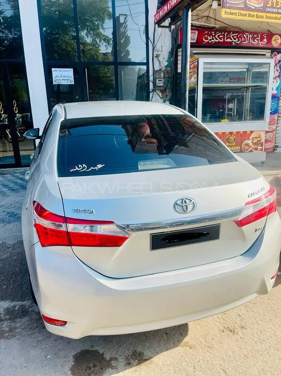 Toyota Corolla 2017 for Sale in Faisalabad Image-1