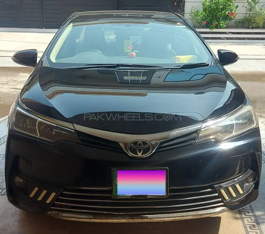 Toyota Corolla 2018 for Sale in Lahore Image-1