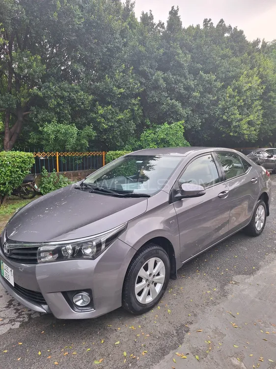 Toyota Corolla 2015 for Sale in Lahore Image-1