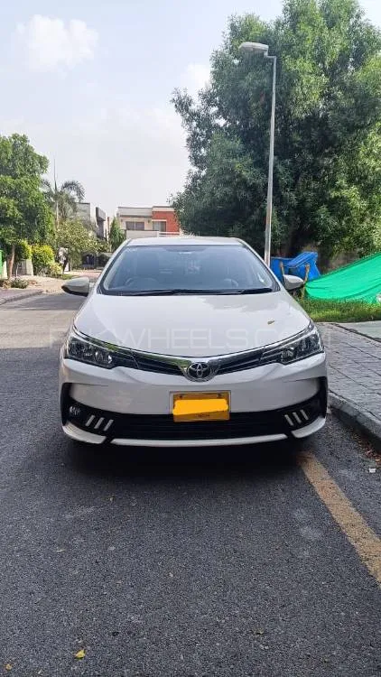 Toyota Corolla 2017 for Sale in Lahore Image-1