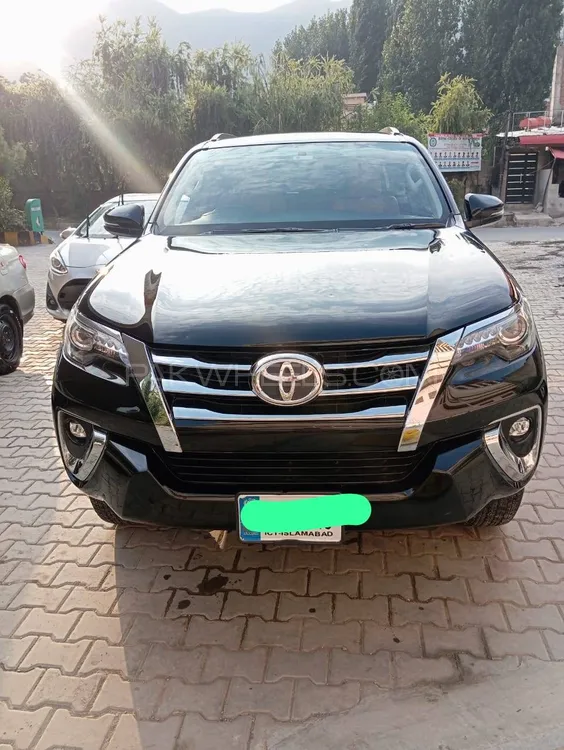 Toyota Fortuner 2020 for Sale in Islamabad Image-1