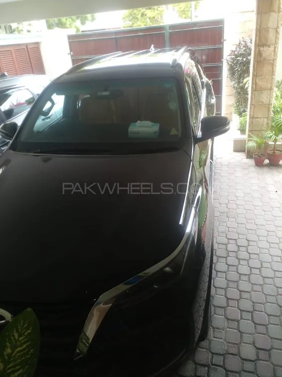 Toyota Fortuner 2021 for Sale in Karachi Image-1