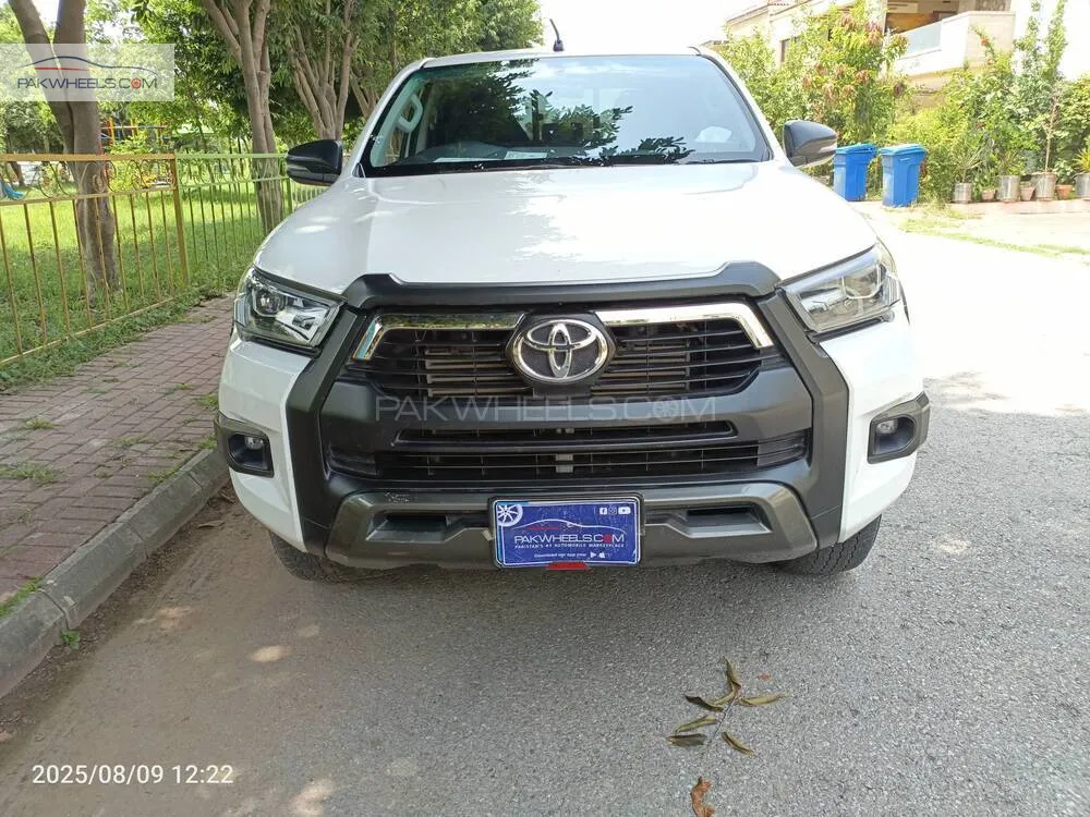 Toyota Hilux 2022 for Sale in Islamabad Image-1