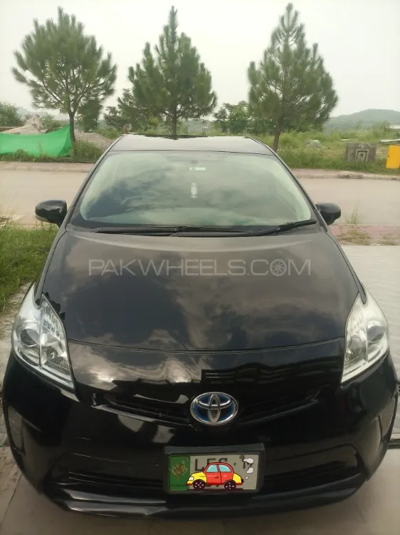 Toyota Prius 2012 for Sale in Islamabad Image-1