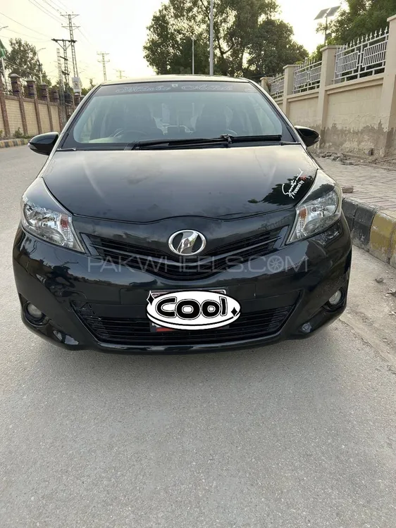 Toyota Vitz 2014 for Sale in Sukkur Image-1
