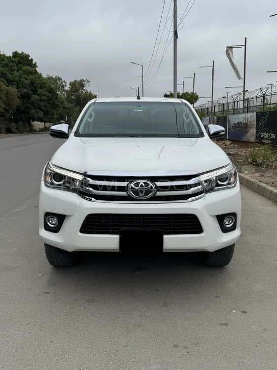 Toyota Hilux 2018 for Sale in Karachi Image-1