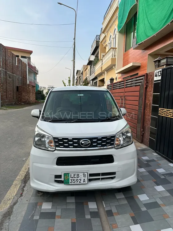 Daihatsu Move 2015 for Sale in Lahore Image-1
