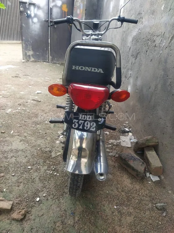 Honda Africa Twin CRF 1000L 1984 for Sale Image-1