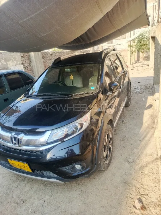 Honda BR-V 2018 for Sale in Hyderabad Image-1