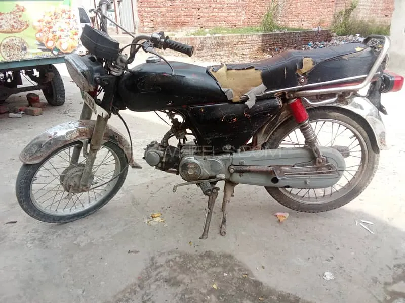 Honda CD 70 2004 for Sale Image-1