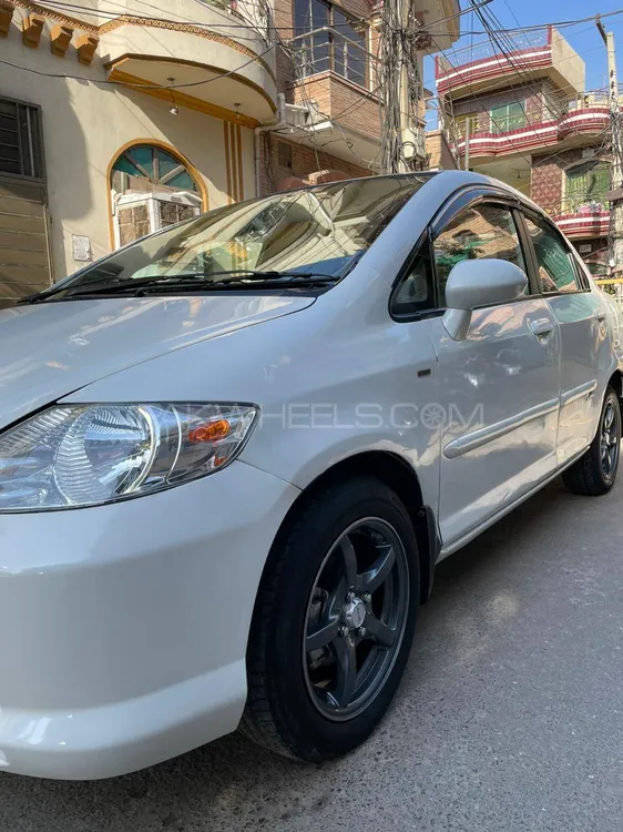 Honda City 2004 for Sale in Lahore Image-1