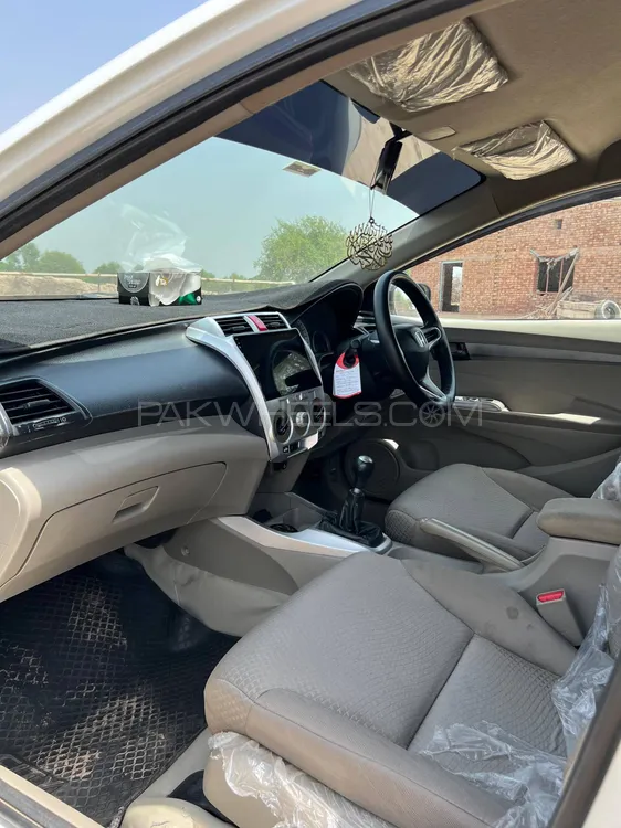 Honda City 2013 for Sale in Multan Image-1