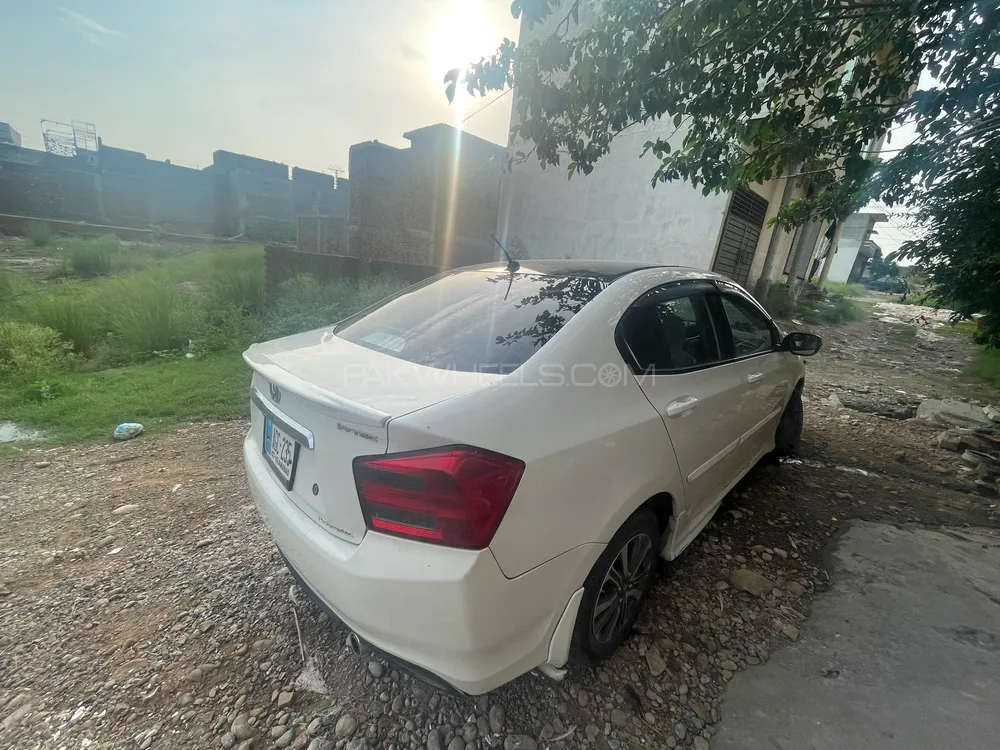 Honda City 2017 for Sale in Islamabad Image-1