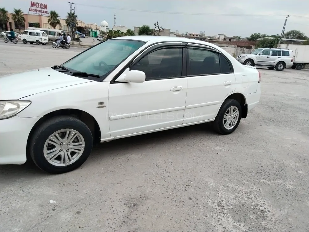 Honda Civic 2004 for Sale in Islamabad Image-1