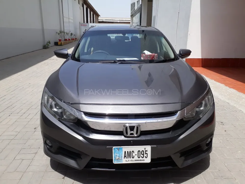 Honda Civic 2018 for Sale in D.G.Khan Image-1