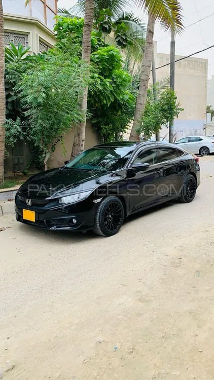 Honda Civic 2018 for Sale in Karachi Image-1