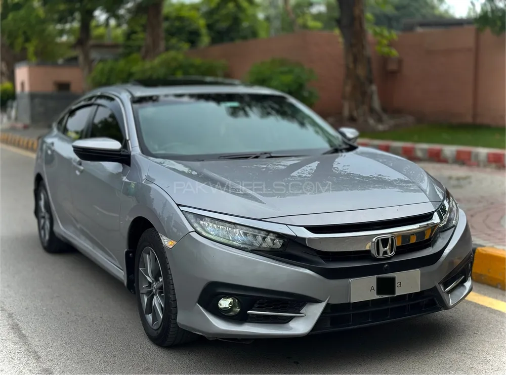 Honda Civic 2020 for Sale in Peshawar Image-1