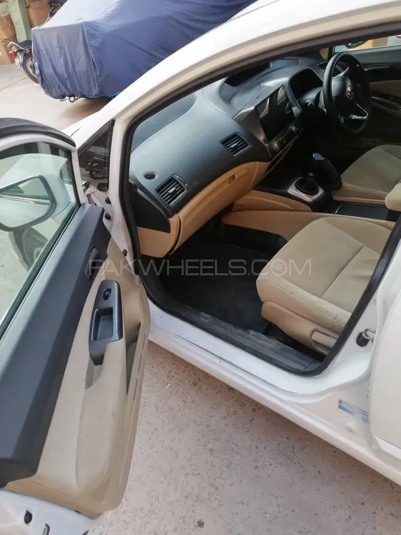 Honda Civic 2006 for Sale in Lahore Image-1