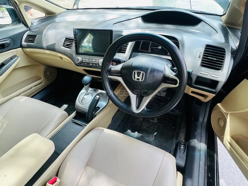 Honda Civic 2012 for Sale in Multan Honda Civic 2012 for Sale in Multan Image-6