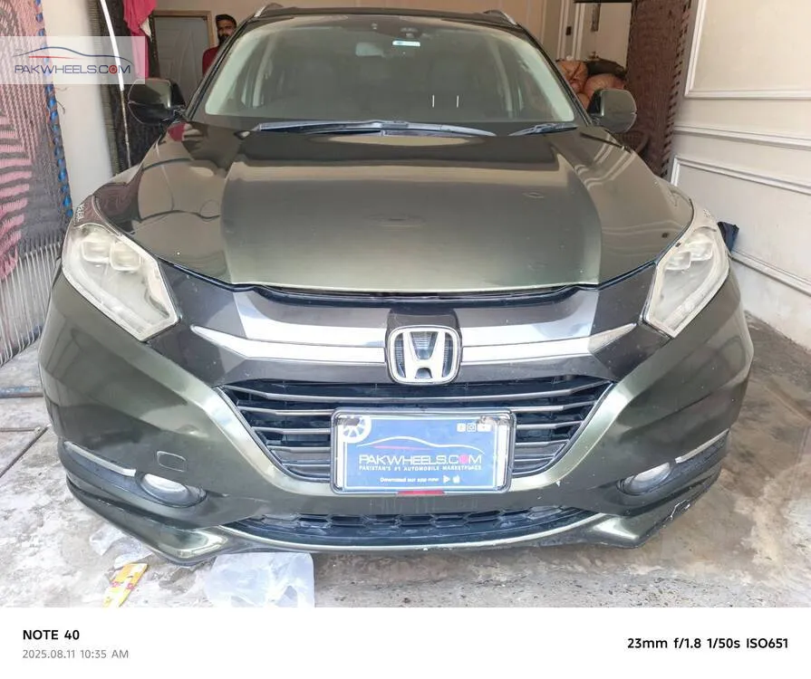 Honda Vezel 2014 for Sale in Lahore Image-1
