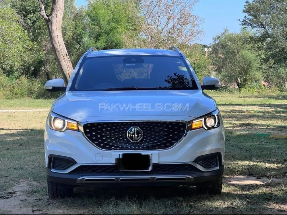 MG ZS EV 2022 for Sale in Faisalabad Image-1