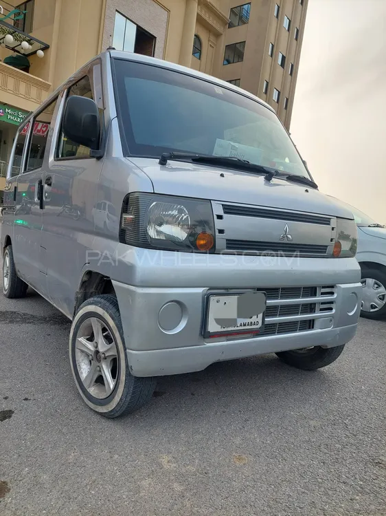 Mitsubishi Minicab 2010 for Sale in Islamabad Image-1