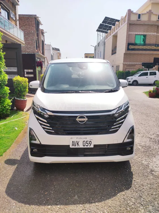 Nissan Dayz 2024 for Sale in Multan Image-1