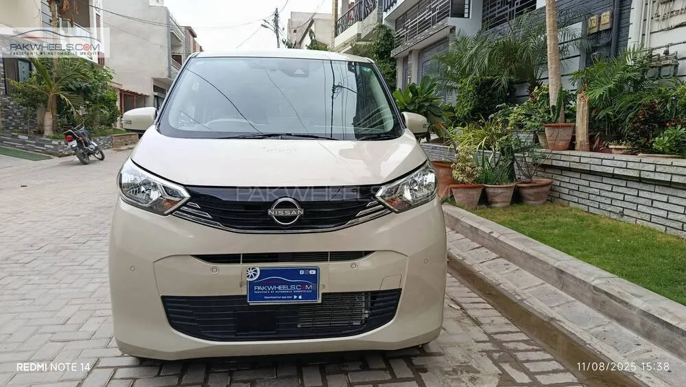 Nissan Dayz 2024 for Sale in Karachi Image-1